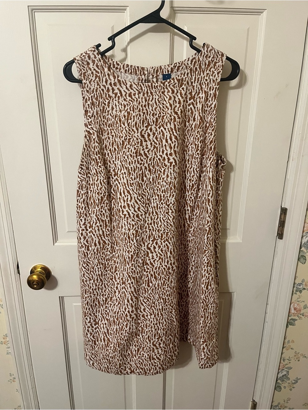 Old Navy Brown and Cream Animal-Print Shift Dress - Picture 1 of 5